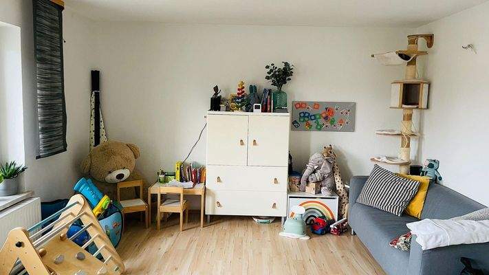 Wohnzimmer eingerichtet