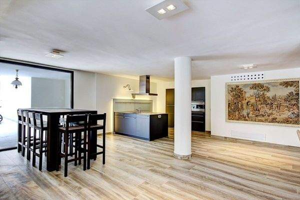 Offener Essbereich und Küche