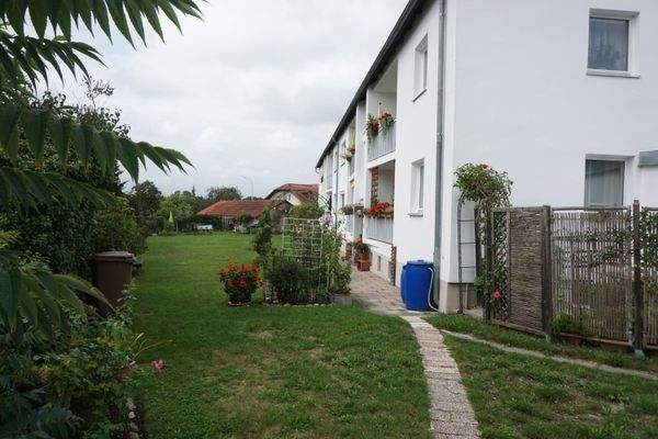 Hausansicht von Straße