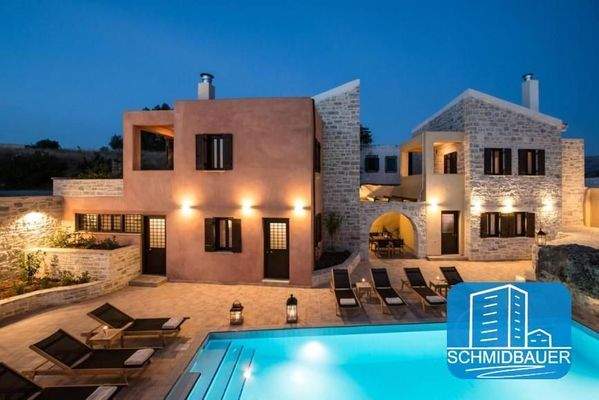 Kreta, Sivas: 3 hervorragende Villen mit Gemeinschaftspool als Komplex zu verkaufen