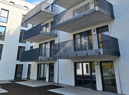 Ansicht mit Terrasse