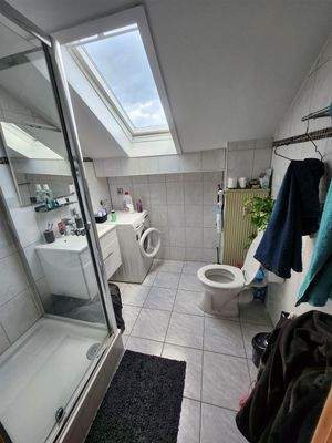 AP1_links Bad Einblick