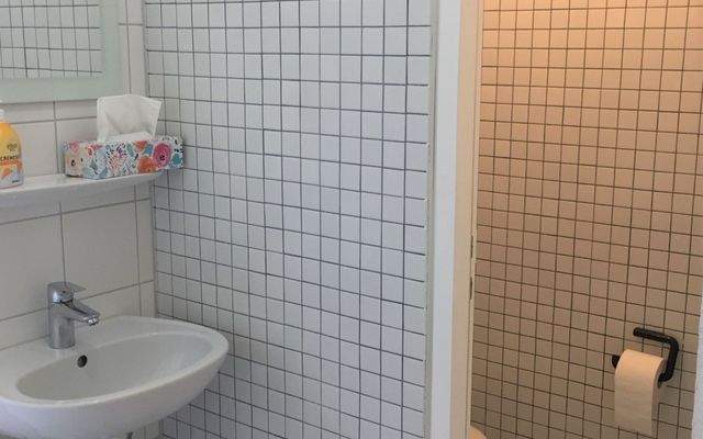 Zimmer übernachten in Stuttgart günstig 3.jpeg