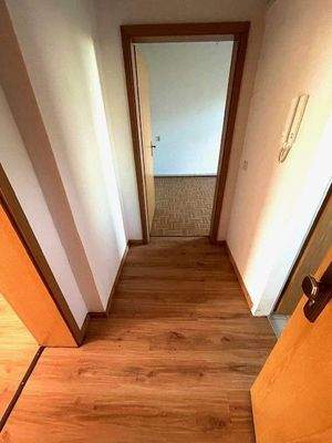 Eingangsbereich- Flur.jpg