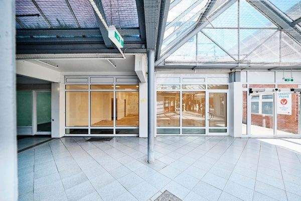 Laden Nr. 11, HS-Nr. 32_DSCF9612_2MP