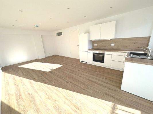 Wohnbereich + Küche