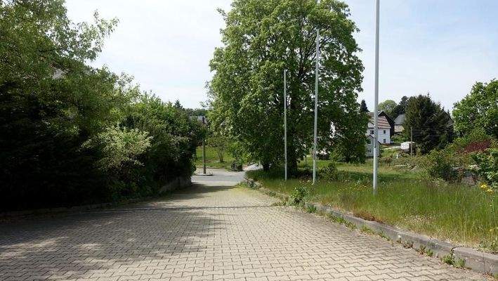 Außenlagerplatz - Zufahrt