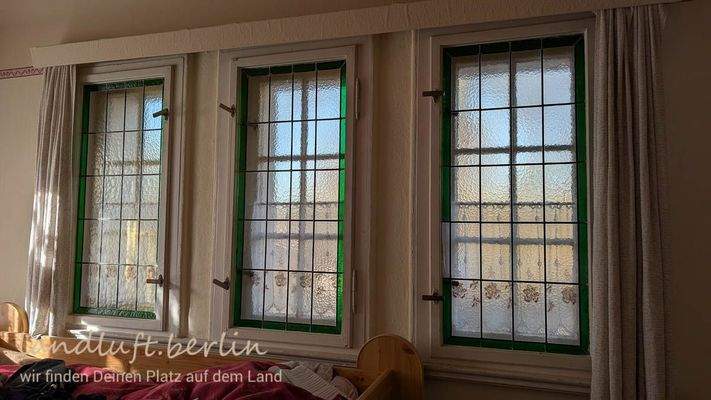 Fenster zur Straße.jpg