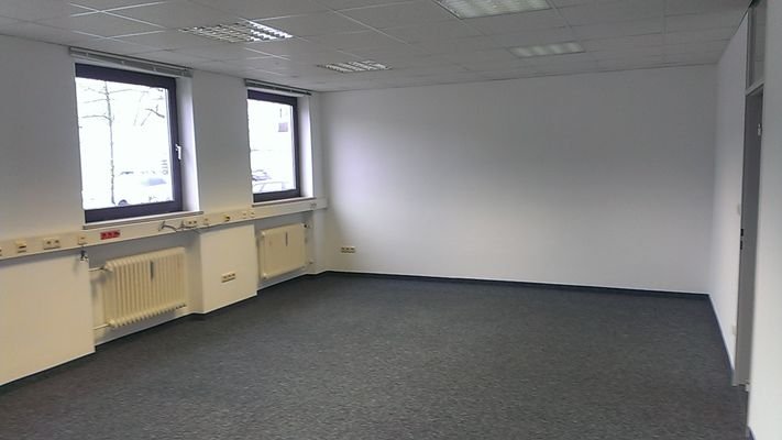 Büro-groß-2.jpg
