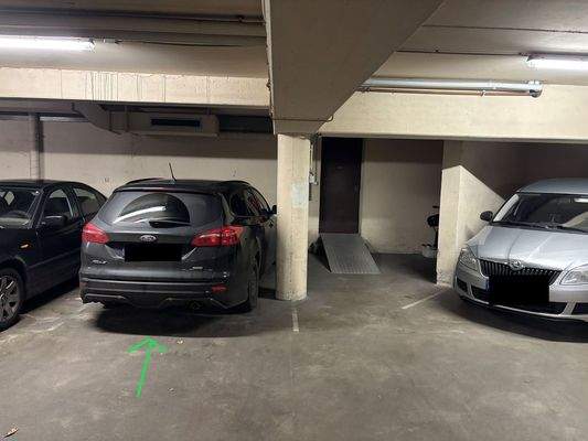 zugeordneter Tiefgaragenstellplatz