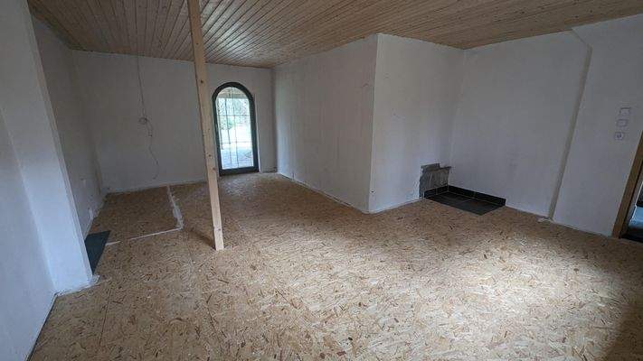 ausbaufähiger Wohnbereich im EG