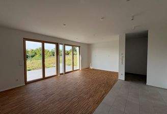 Wohnzimmer-Küchenbereich