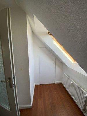 Halbes Zimmer (2).JPG