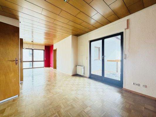 Wohn-/ Essbereich im OG