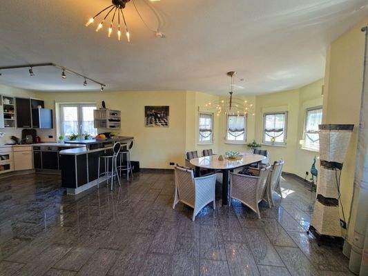 Wohnung 2 - Wohnraum - 2. Stock