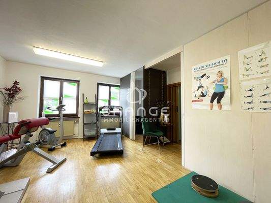 Der Fitnessbereich...