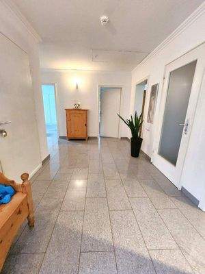 DIELE HAUPTWOHNUNG 1.OG