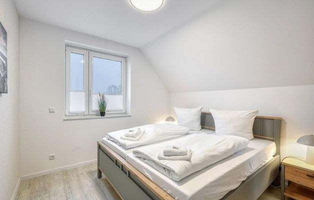 Schlafzimmer 2_1.jpg