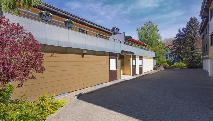Seitliche Ansicht & Eingang