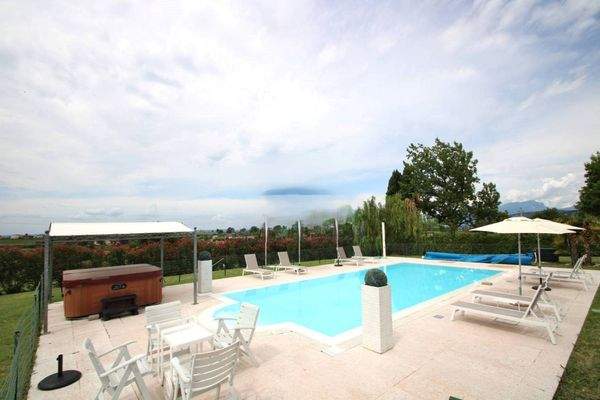 moderne Villa in Bardolino (25).jpg