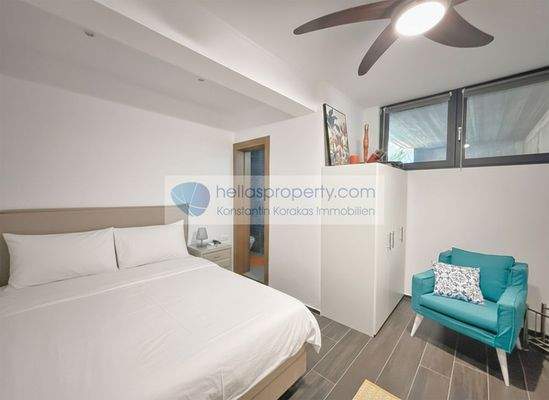 10ed74db75db4594b6887f746aa4b653-original