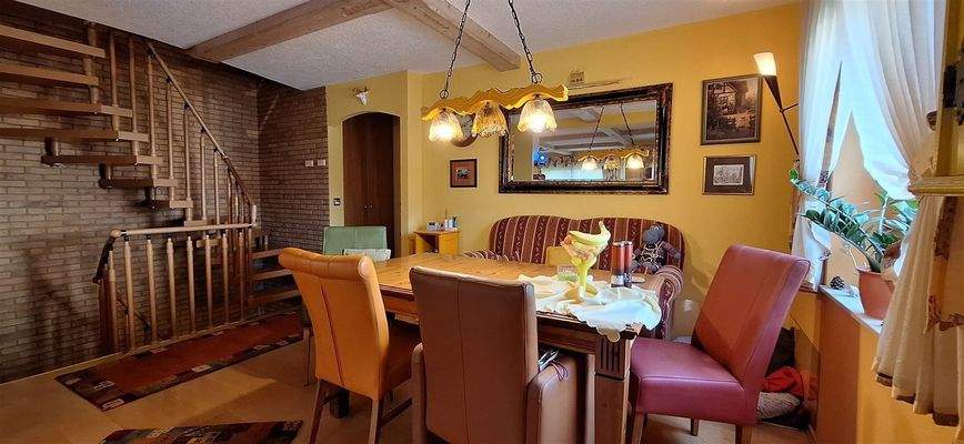 Wohnzmmer / Essbereich