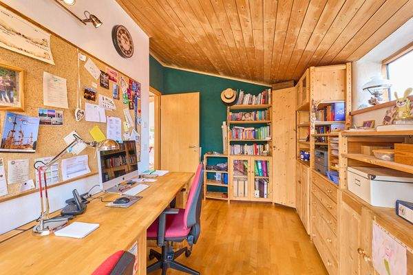 Arbeitszimmer im Obergeschoss