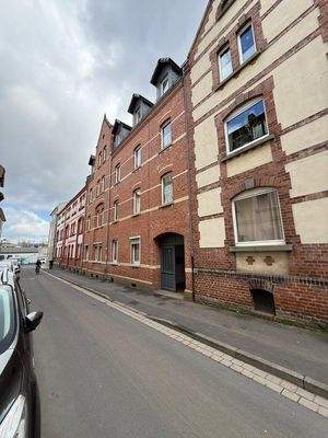 Straßenansicht Vorderseite