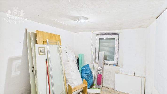 CAM01984G0-PR0474-STILL002