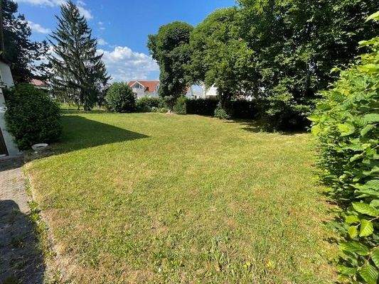 Bauplatz (separat zu erwerben)