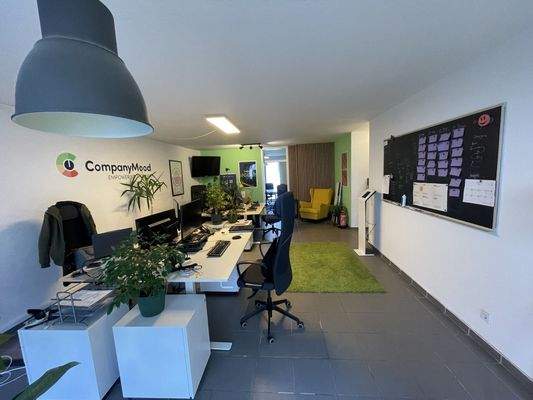 Eingangsbereich/ Büro