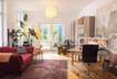 Arbeitszimmer mit Gartenblick