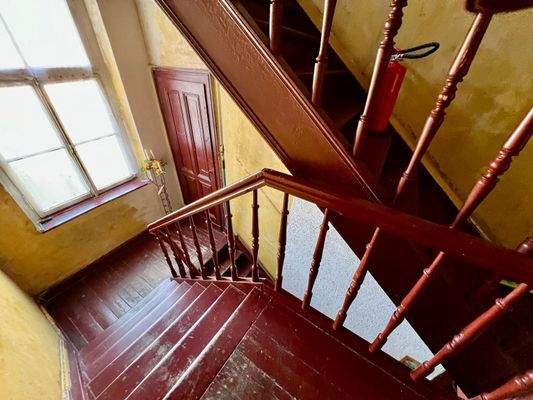 7. Treppenhaus-Charme.jpeg