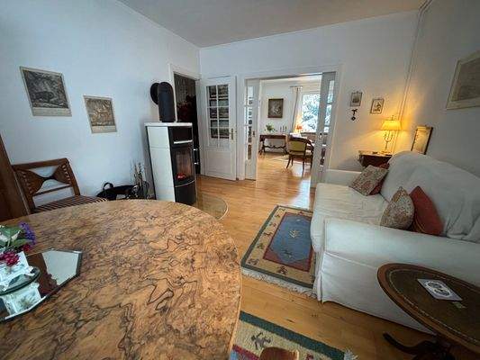 Wohnbereich mit Kamin