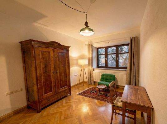 Zimmer 1 -Einrichtungsbeispiel