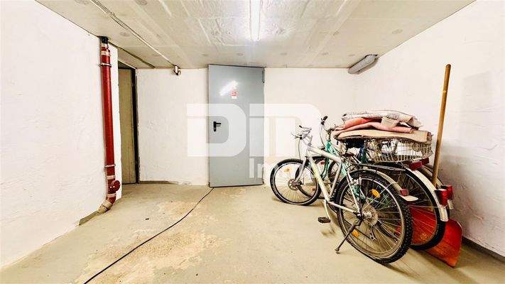 KG Gemeinschaft Fahrradkeller / Stellplatz