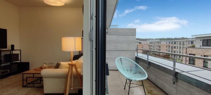 Exklusive 2.5-Zimmer-Wohnung mit Balkon und EBK in Neu Wulmstorf
