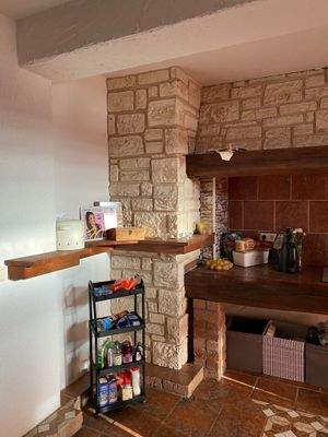 Küche Anfang Arbeitsplatte.JPG