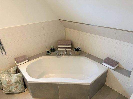 Vollbad Dachgeschoss