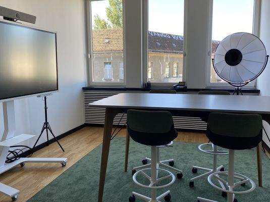 Besprechungsraum 05.05.JPG
