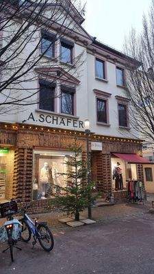 Schaufenster und Eingang
