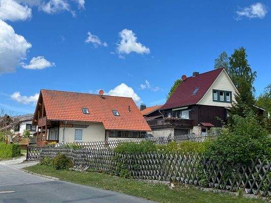 Herrliche Lage im Ort