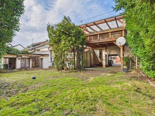 CAM01708G0-PR0085-STILL034