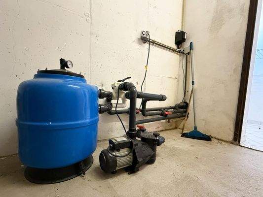 Pooltechnik im Keller