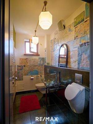 WC & Pissoir Erdgeschoss