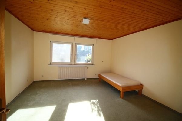 Schlafzimmer 2 EG