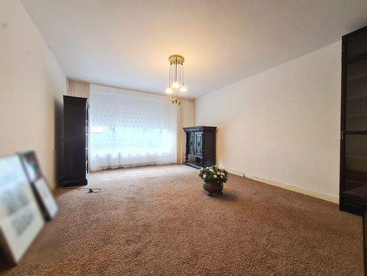 Durchgangswohnzimmer oder z.B. Büro