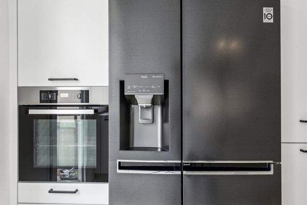 Hochwertige Einbauküche