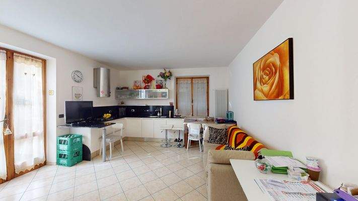 TR-074-9-Proprieta-su-2-livelli-a-Monzambano-11282