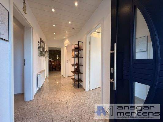 Hauseingang / Diele